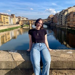 Meet your Posher, Haley